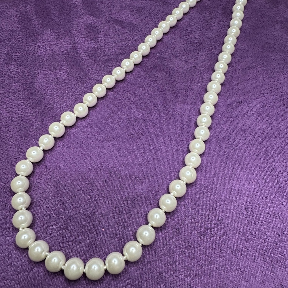 NWT Park Lane Classic White Pearl Necklace